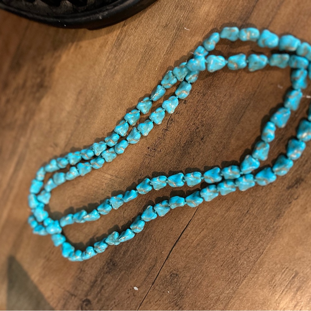 Turquoise Beaded Necklace